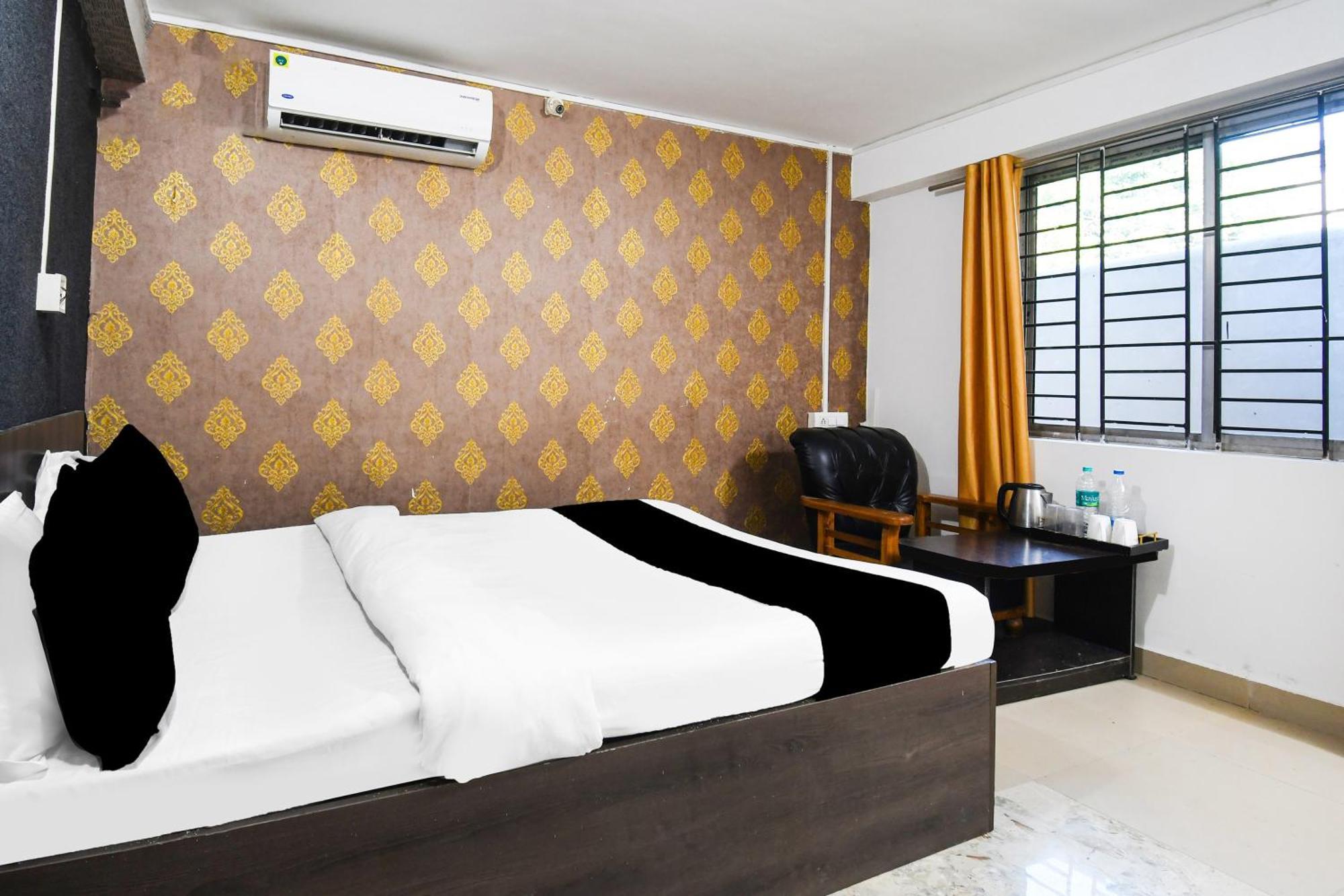 Super Hotel O Champasari Siliguri Formerly Four Fox Suits Panchanai Extérieur photo