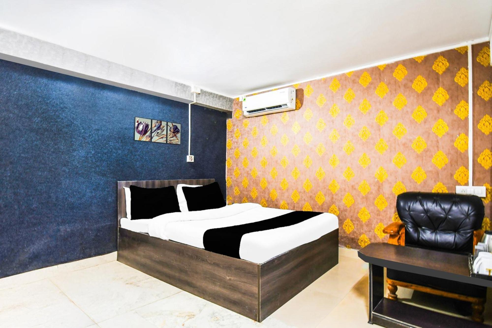 Super Hotel O Champasari Siliguri Formerly Four Fox Suits Panchanai Extérieur photo