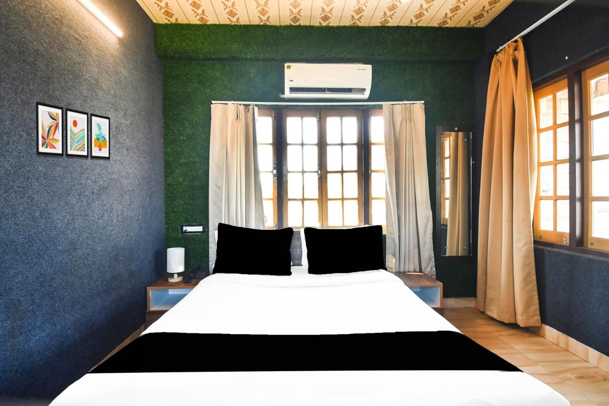 Super Hotel O Champasari Siliguri Formerly Four Fox Suits Panchanai Extérieur photo