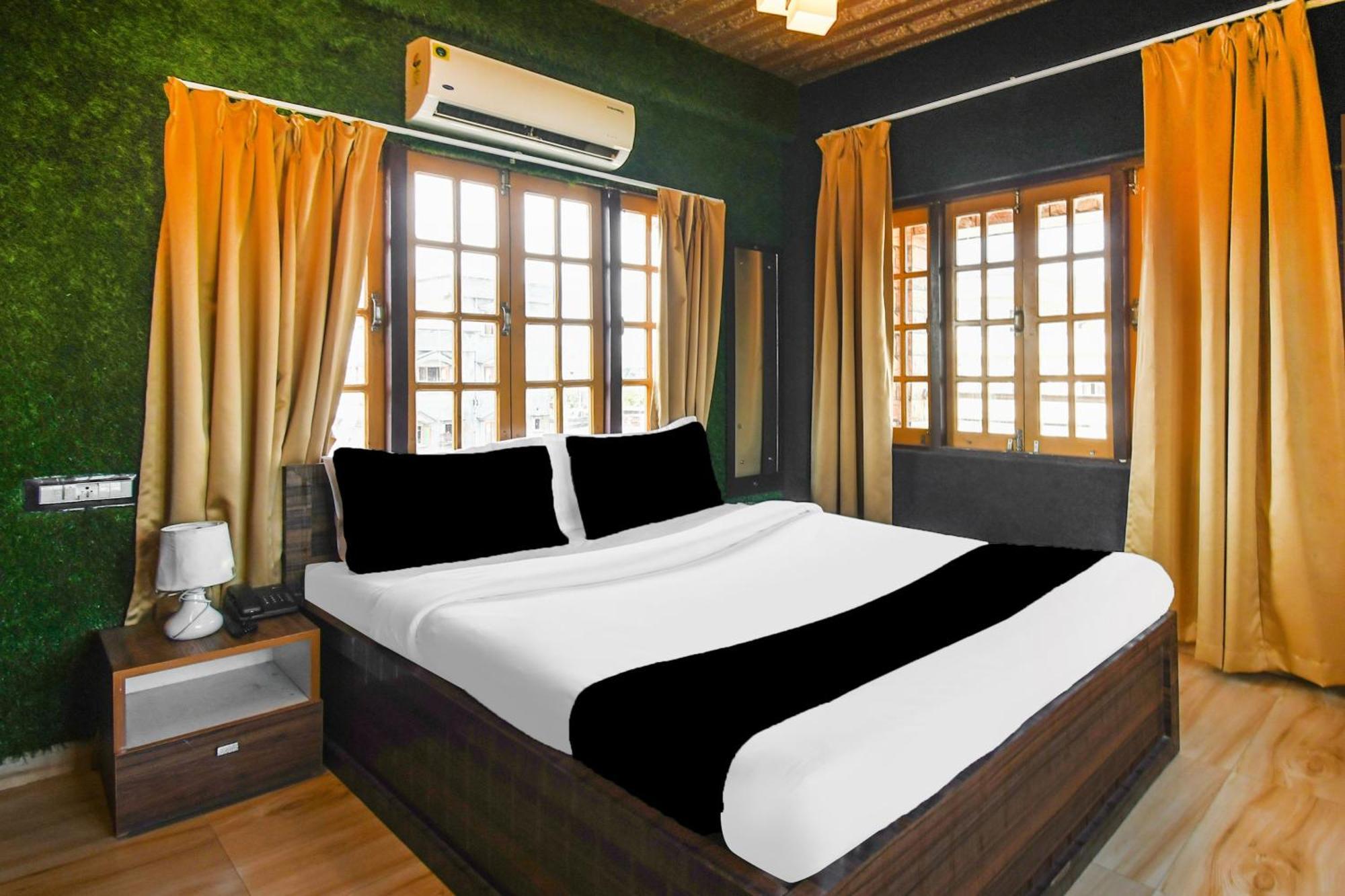 Super Hotel O Champasari Siliguri Formerly Four Fox Suits Panchanai Extérieur photo