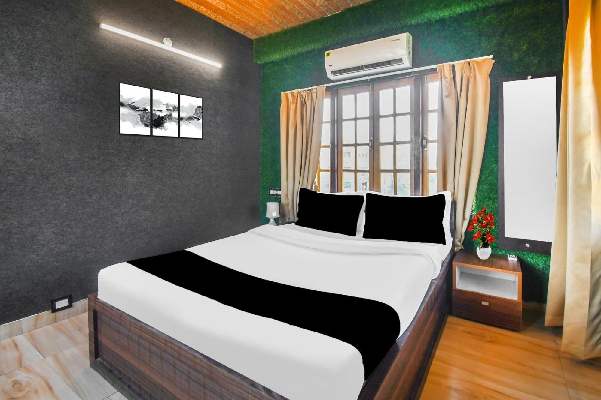 Super Hotel O Champasari Siliguri Formerly Four Fox Suits Panchanai Extérieur photo