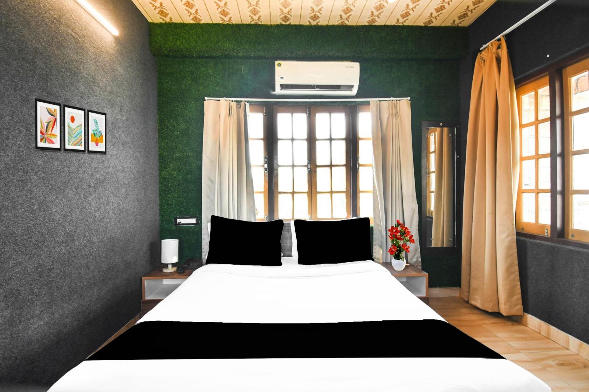Super Hotel O Champasari Siliguri Formerly Four Fox Suits Panchanai Extérieur photo