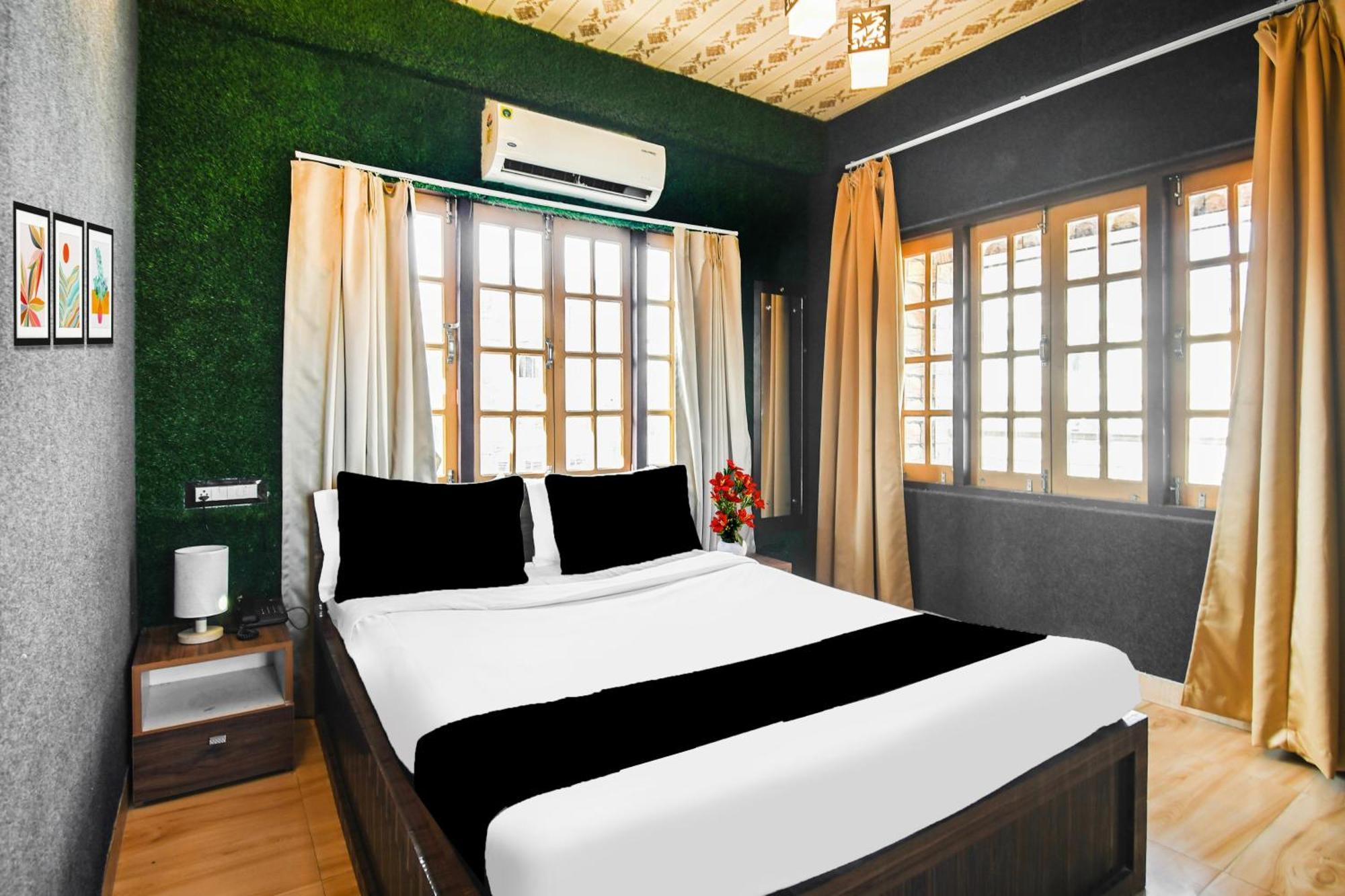 Super Hotel O Champasari Siliguri Formerly Four Fox Suits Panchanai Extérieur photo